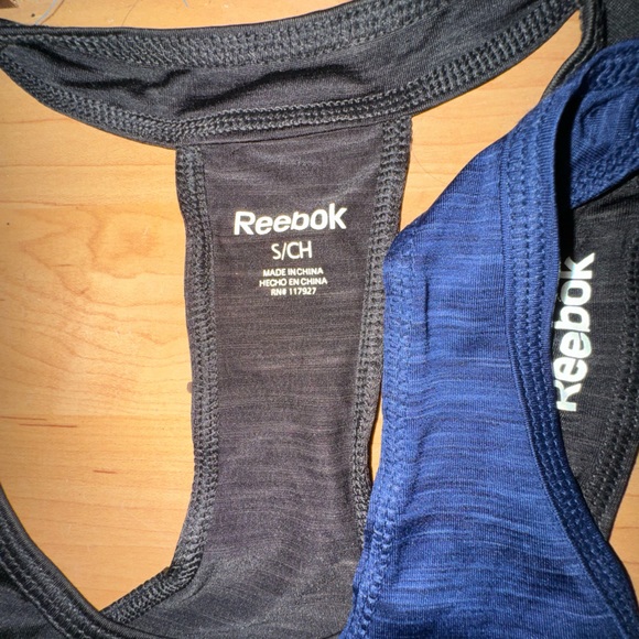Reebok tank tops - Picture 3 of 3